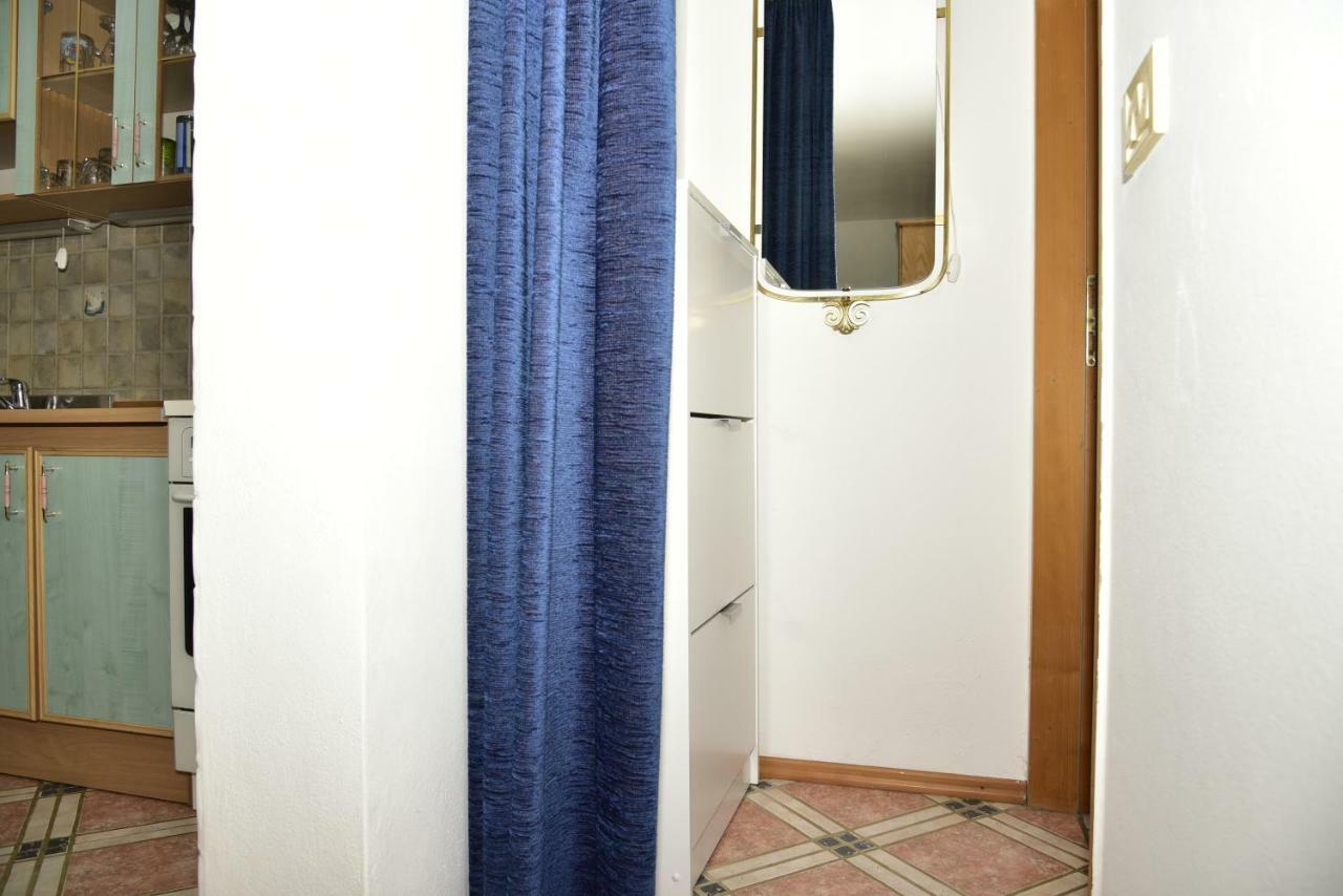 Apartment Blumen Oase Mikulic Malinska Buitenkant foto